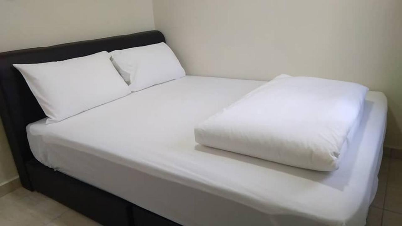 Axlite Hotel Taiping Buitenkant foto