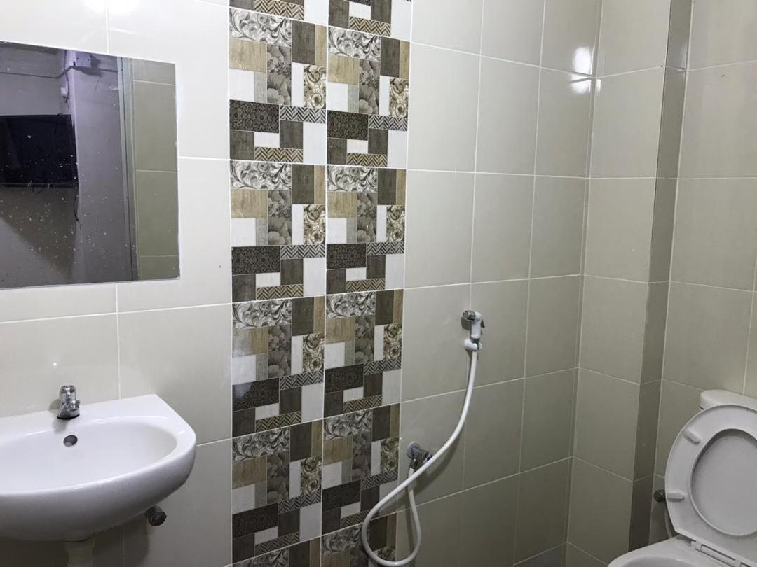 Axlite Hotel Taiping Buitenkant foto